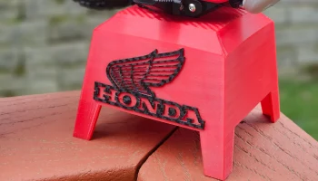 RC Pitstand с логотипом Honda для Trifekta RC 2