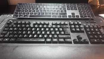 Дополнительная плата Magic Keyboard Riser + мышь...... 1