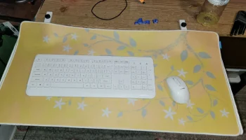 Зажим для лотка для клавиатуры
