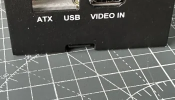 Крепление, позволяющее PiKVM DIY использовать металлическ.. 9