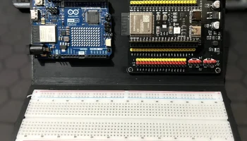Подставка для Arduino Uno и ESP32