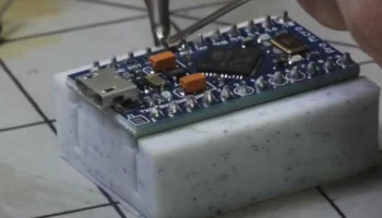 Приспособление для пайки Arduino Pro Micro............