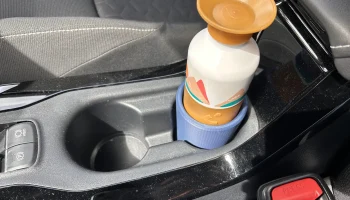 Доппер стабилизатор центральной консоли Corolla............
