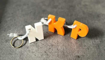 Коллекция брелков с буквами A-Z (менее 8 граммов нити) 2