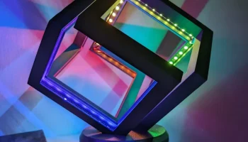 Плоская электронная база Infinity Cube Light........