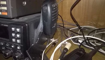 держатель микрофона yaesu ft450
