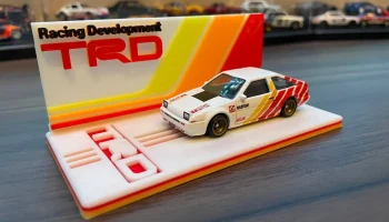 Основание дисплея Hotwheels Toyota AE86 (тема TRD)..........
