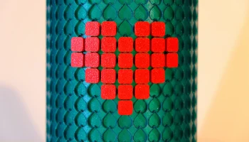 Pixel Vase 1