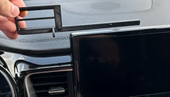 Рамка для мобильного держателя Kia XCeed............ 1