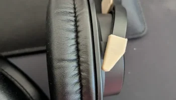 Audio Technica ATH-M40x - ограничитель диапазона шарнира ... 3