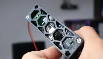 Корпус платы BTT CanBus U2C для крепления на DIN-рейку..... 1