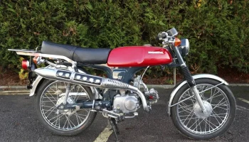 Honda SS50 1974 г. масштаб 1:8 Дизайнер Эд ван дер Хейден... 1