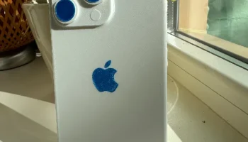 iPhone 16 Про 3D модель 1