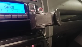 Универсальный держатель для телефона Golf 6 1