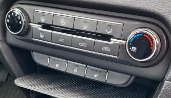 Kia Ceed (2021+) Полка для телефона / Polička na telefon ... Kia Ceed (2021+) Полка для телефона / Polička na telefon ...