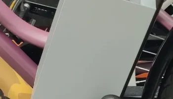 Ящик для хранения с цепным замком, креплением для бутылок...