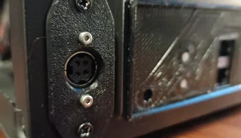 Крепление розетки для Fractal Design Node 304 и блока пит... Крепление розетки для Fractal Design Node 304 и блока пит...