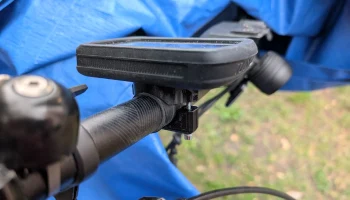 Четвертьповоротное крепление Garmin для велосипедного рул... 1