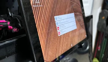 Вешалка для iPad для оригинального велосипеда Peloton... 1