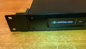 UAD-2 Satellite 1U Монтаж в стойку 9