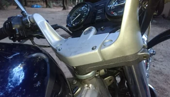 Крышка блока предохранителей HONDA NTV650 Revere (RC33)..... 1