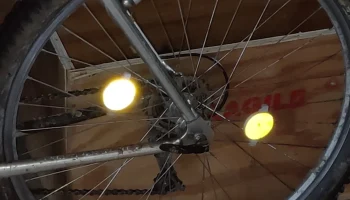 Отражатель велосипедных спиц 1