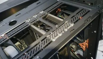 Мод Fractal Design Define 7 XL Upright GPU 2
