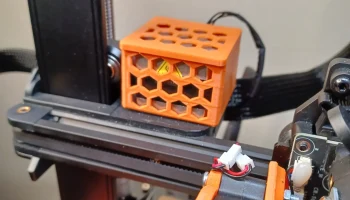 Крышка шагового двигателя - Ender 3 V3 SE...