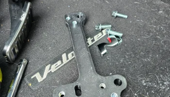 Кронштейн для перемещения проставки педали Veloster N (мо...