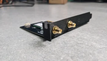 Крышка полного слота PCI для тонкой слот-карты Wi-Fi...... 3