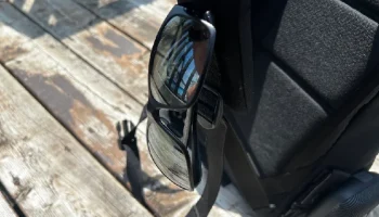 Вешалка для солнцезащитных очков MOLLE...... 1