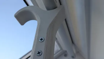 Окно Velux с крючком 1