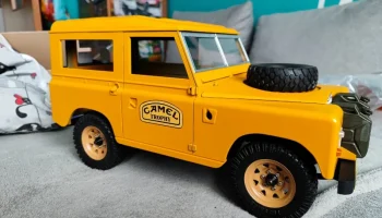 LAND ROVER Series 3 в масштабе 1/10 D90 1