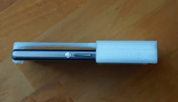 Чехол для Sony Xperia Z1 Compact с защитной клипсой...... 2