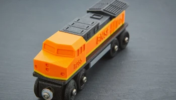 Игрушечный поезд Локомотив BNSF BRIO / совместимость с IK... 5