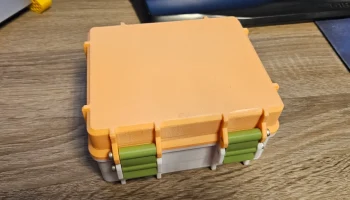 Edurino Rugged Box для карт + Stift 2