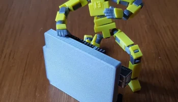 Задняя панель Arduino UNO