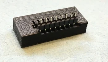 Приспособление для смещения заголовка Arduino............ 9