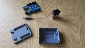 Корпус Arduino Uno с гнездом для батареи 9 В............ 1