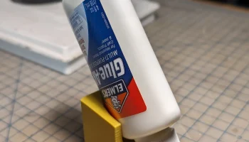 Держатель для бутылки Gridfinity Elmer's Glue на 4 унции...