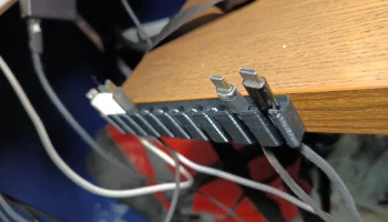 10 держателей USB-кабеля 10 держателей USB-кабеля
