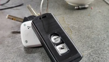 Крышка дистанционного управления без ключа Honda Forza...... 1