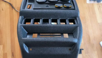 3D-Druck Blende f&uuml;r Doppel-DIN - 3x 52 мм Rundanzeigen, 2.. 2