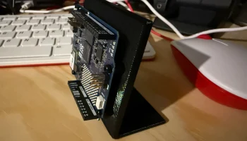 Подставка Arduino uno R4 или Q 1