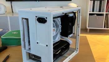 Компактный компьютерный корпус Mini-ITX...... 3