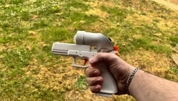 AceXR VR - FCU и телефон, вдохновленные Glock 17 Gen 5... 2