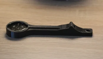 Интегрированное крепление Scott на руль для Garmin Edge 1...