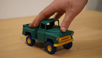 Игрушечный грузовик Chevy Truck 5