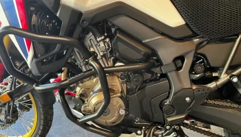 Honda CRF1000 Africa 2017 г. Двухпроводная крышка........... 2