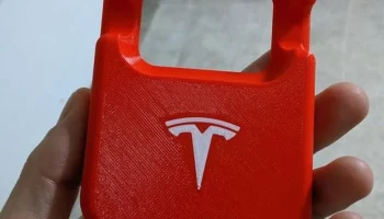 Адаптер беспроводной зарядки AirPods Pro для Tesla Model 3 1